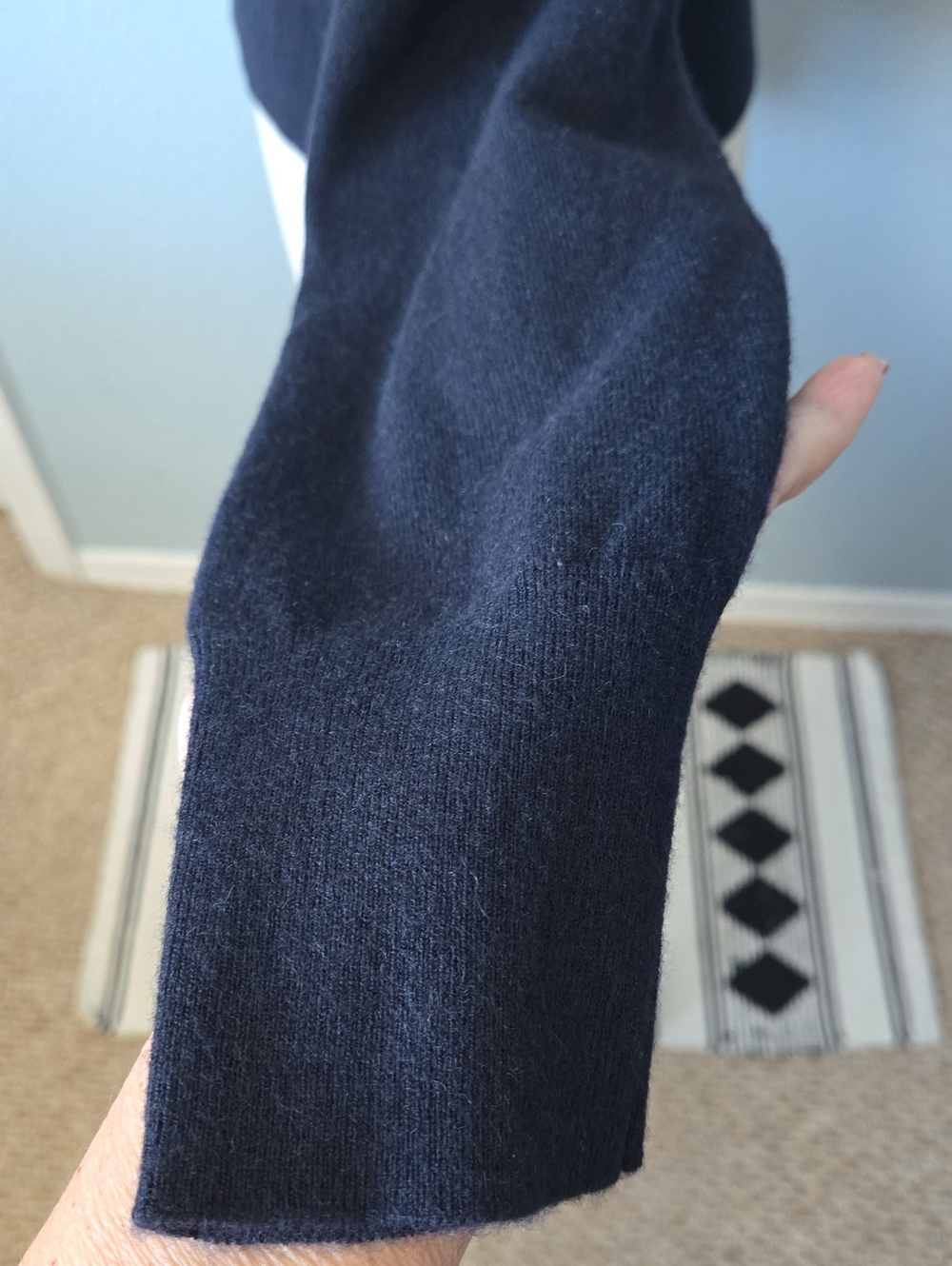 J CREW Featherweight cashmere-blend long-sleeve polo shirt In Navy Sz Medium - Picture 6 of 12